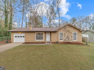 30 Saratoga Dr, Lawrenceville, GA