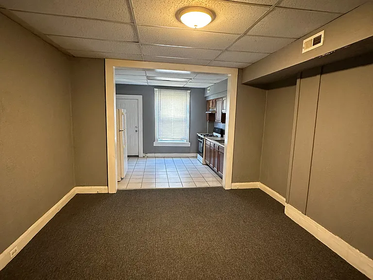 803 N Lakewood Ave — Photo 3