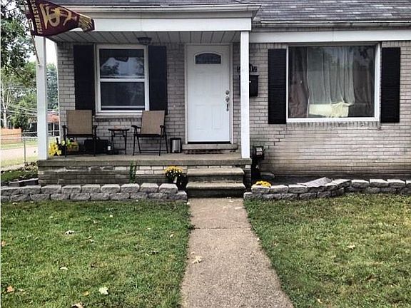 2nd image of 22512 Gaukler St