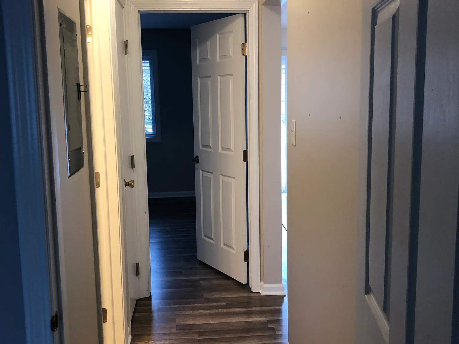 2 bed, 895 sqft, $1,800 — Photo 3