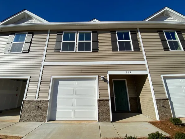 105 Knob Ln, Advance, NC