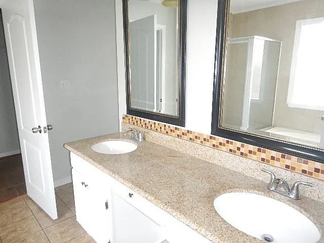 2227 S Village Green St — Photo 5