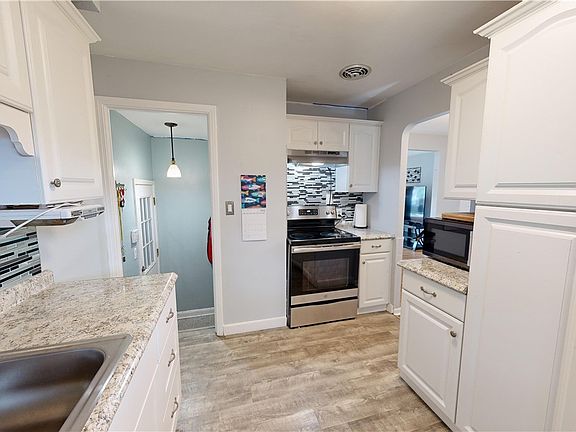 5th image of 4310 Norma Dr