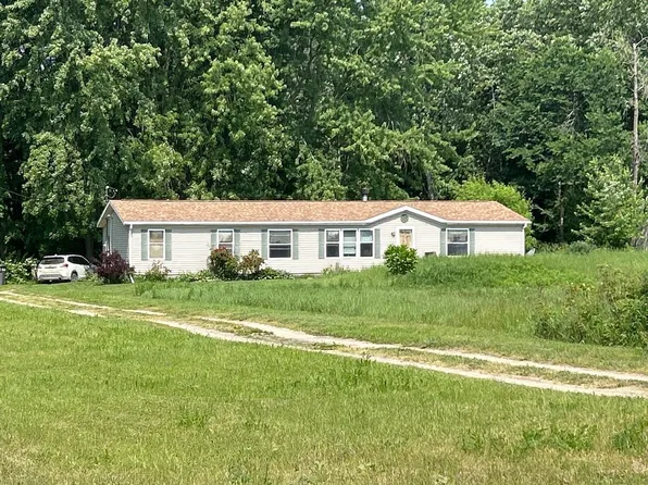 275 John Kent Dr, Ravenna, MI 49451