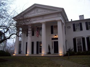 536 Old Post Rd, Fairfield, CT 06824