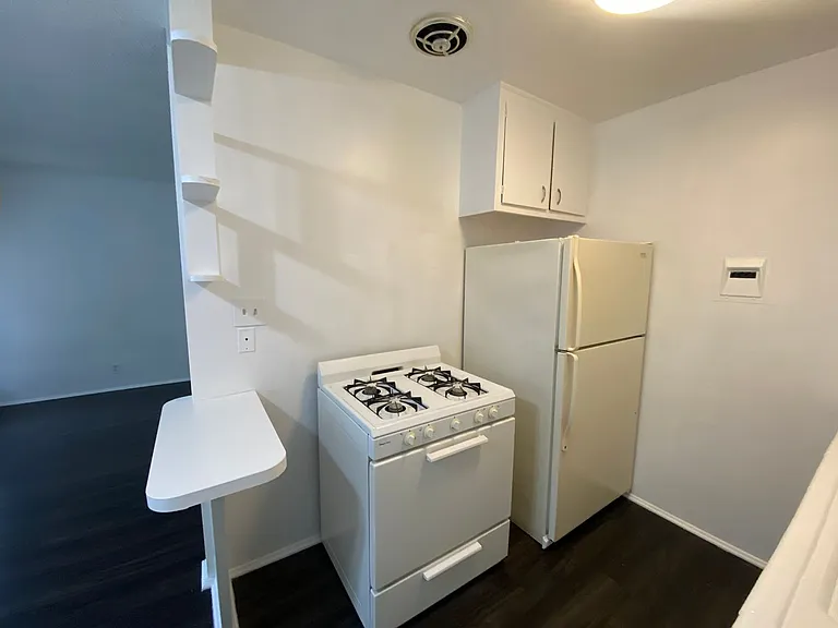 1019 Stanley Ave #1029 — Photo 10