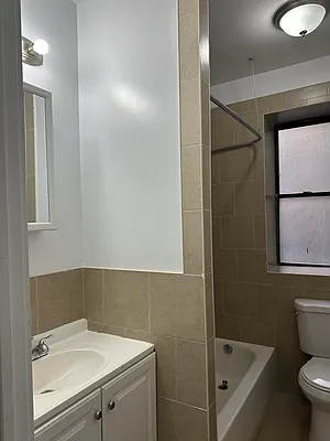 Rented by Premier One Realty LLC | media 14