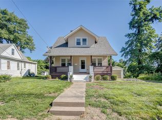 3310 College Ave, Alton, IL 62002