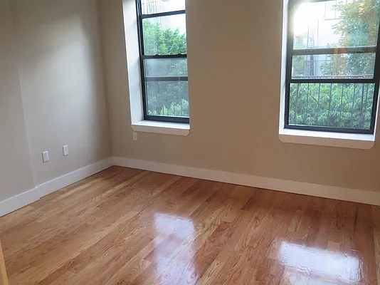 Rented by Spot It Realty LLC | media 12