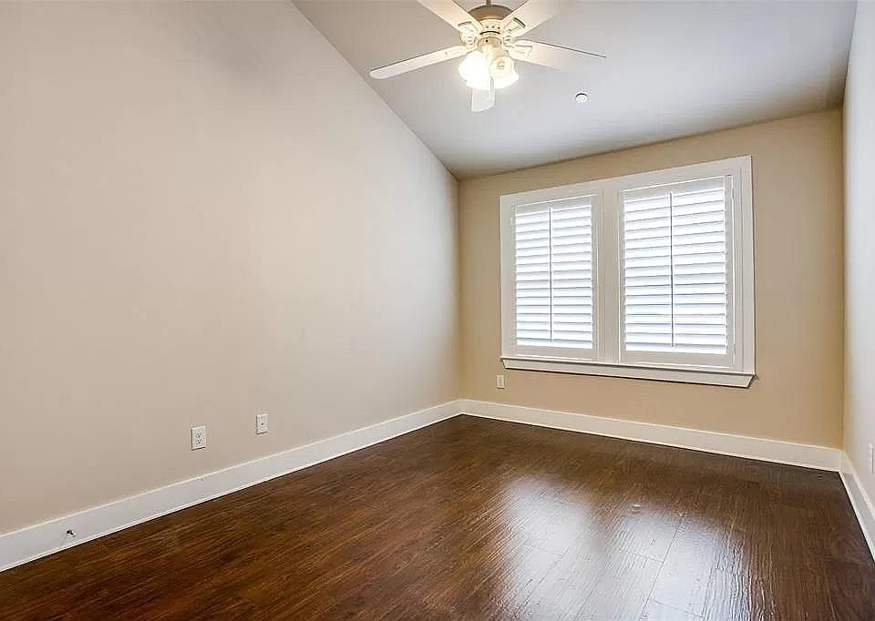 1st image of 1409 Clarinet Ln