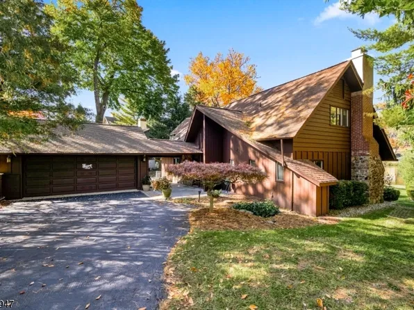 14 Island Trl, Sparta Twp., NJ 07871
