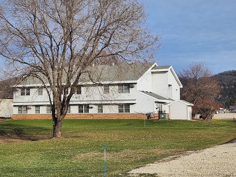 Pheasant Run Apartments — Photo 6