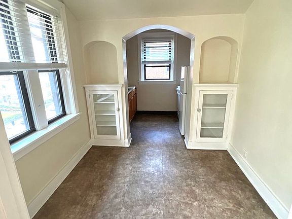 5th image of 5623 Phillips Ave #5