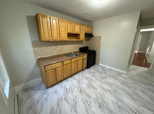 122 N 18th St #2C, East Orange, NJ