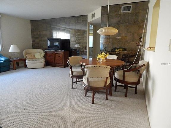 5th image of 624 Flamingo Dr APT 101