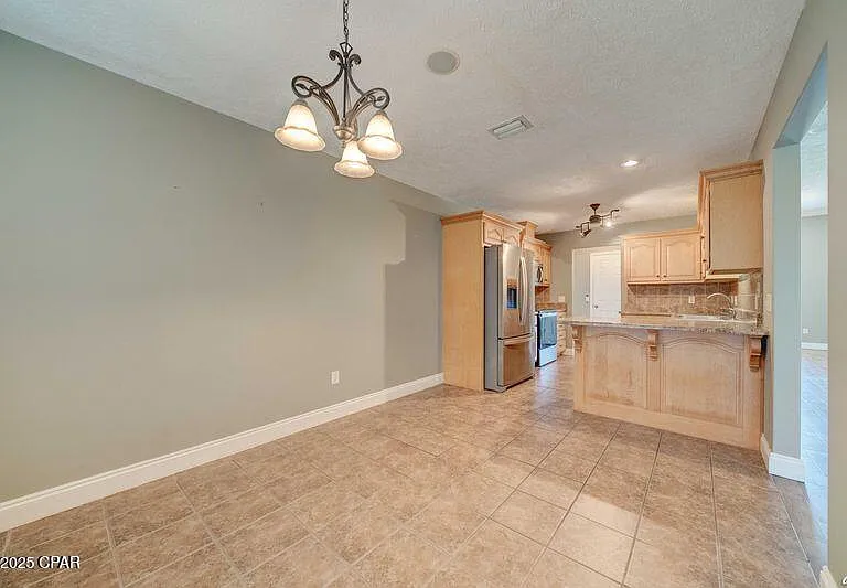 5409 Nicole Blvd — Photo 12
