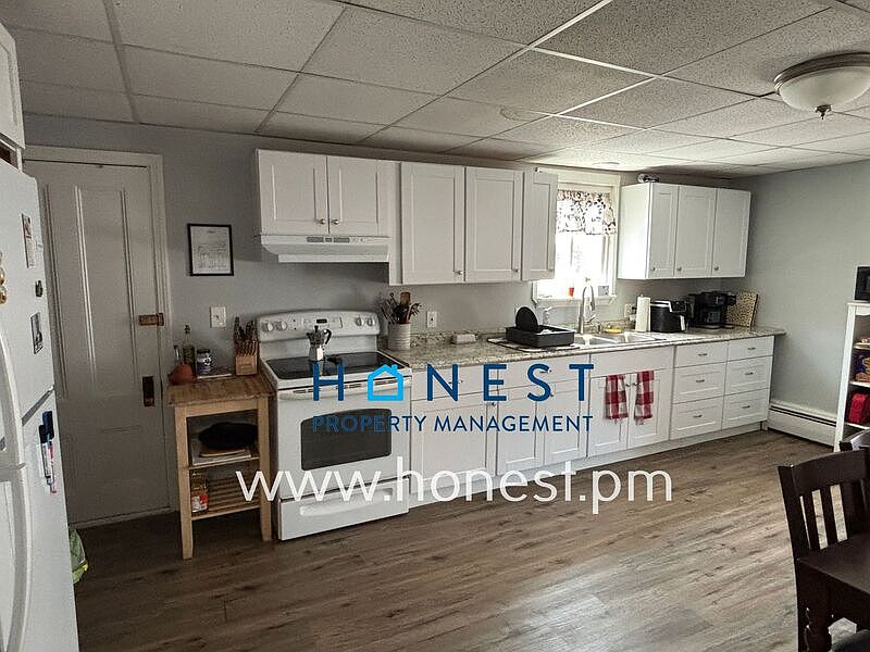1st image of 9 High St #2A