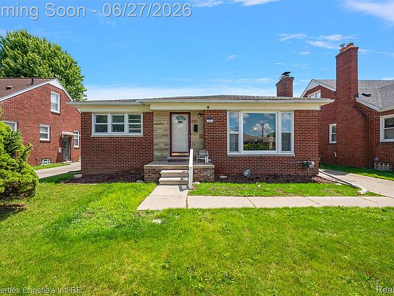 2nd image of 15654 Juliana Ave