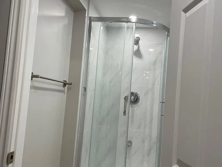 33 Rowe Ct — Photo 18
