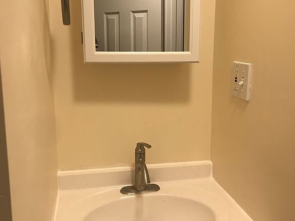 5th image of 5143 Cypress St #3A
