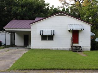 2015 Harrison Ave, Pascagoula, MS 39567