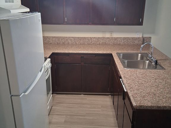 2nd image of 517 S Montebello Blvd #521G