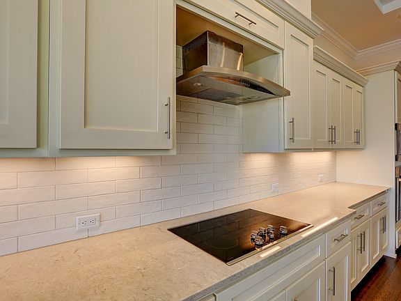 4th image of 1423 Trout Dr