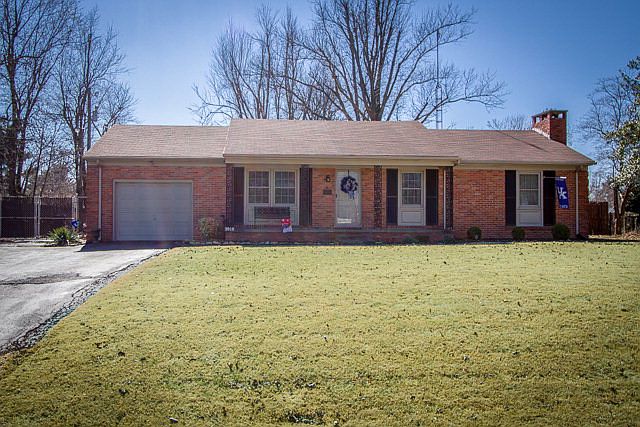 1st image of 3916 Locust Hill Dr