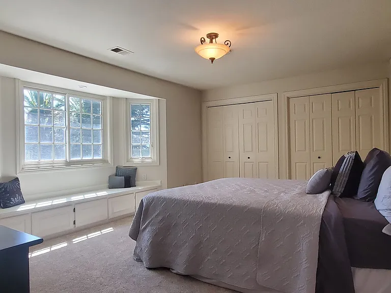 1610 Chris Ln — Photo 11