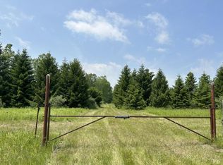 4940 N Lakeshore Rd, Deckerville, MI 48427