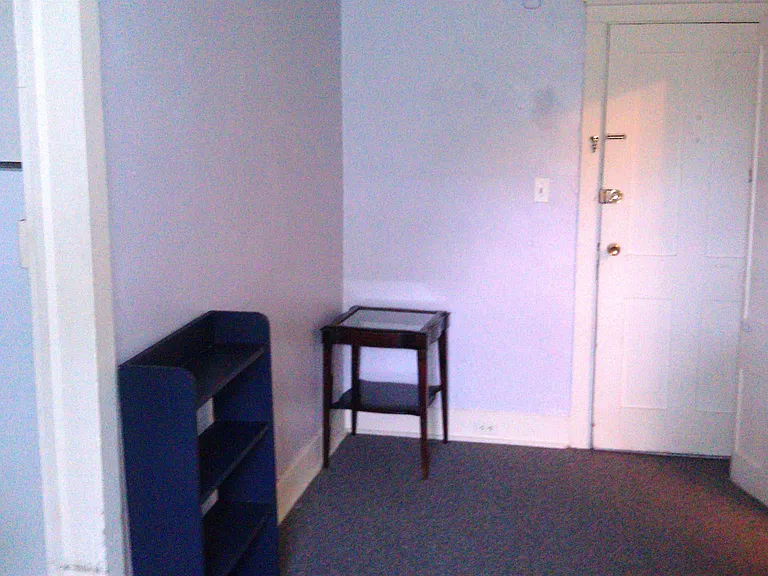 105 Dewitt Pl #7 — Photo 4