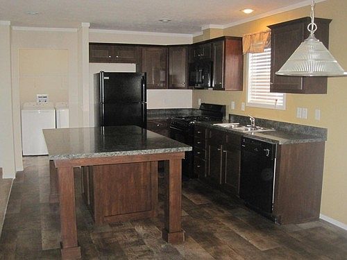 1st image of 5048 W Annapolis Cir