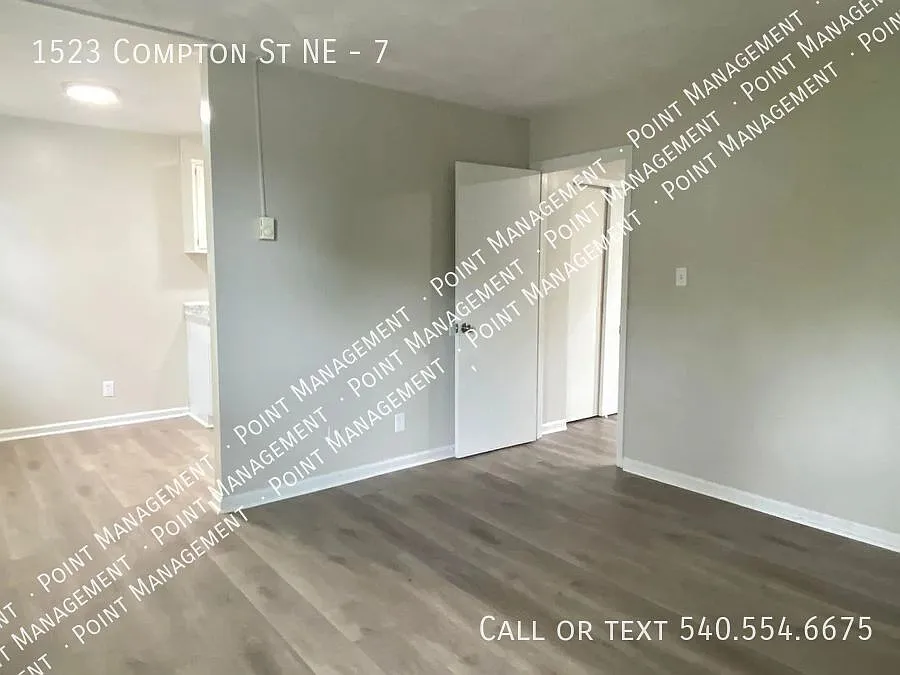 1523 Compton St NE #7