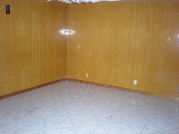 5th image of 4011 Wentworth Ave