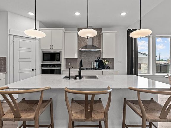 Modern Island Kitchen