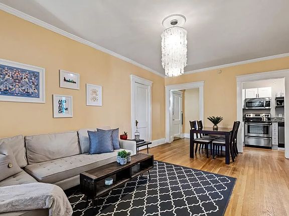 3rd image of 685 Argonne Ave NE APT 8