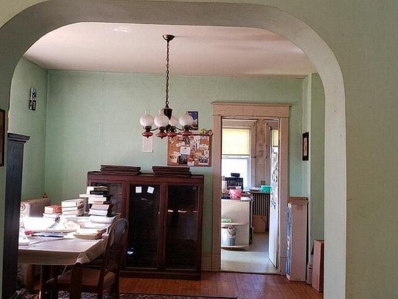 3rd image of 3814 E Armour Ave
