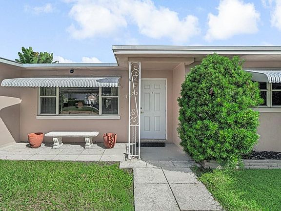 2nd image of 1122 Beach Road