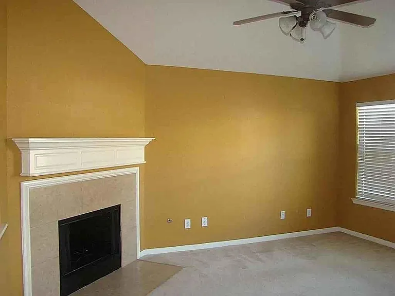 8406 Tararin Ln — Photo 10
