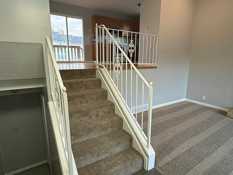 3556 S 8150 W — Photo 3