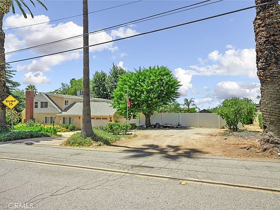 4th image of 2760 McAllister St