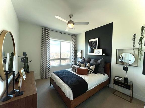 4th image of 3825 King St #345