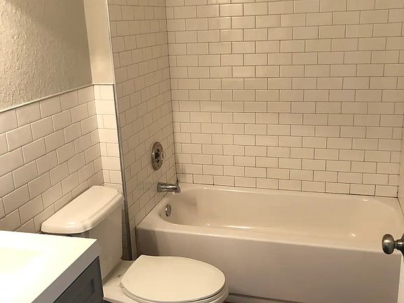 2nd image of 715 Ellwood Ave