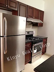Rented by Kinyu Realty