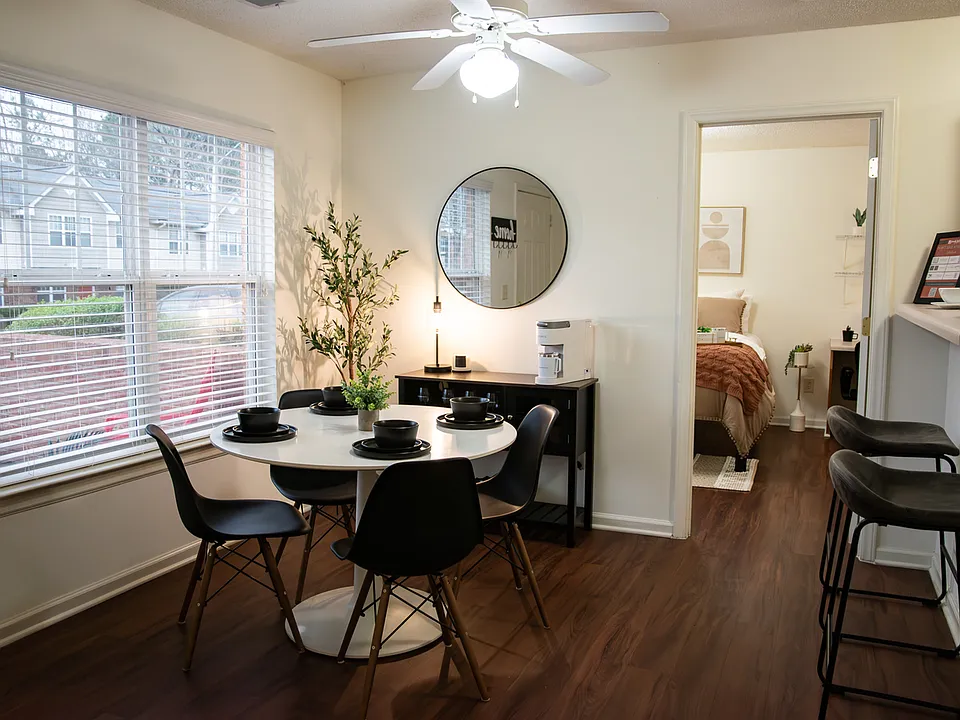 University Suites Student Housing