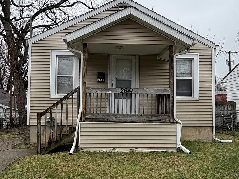 2641 Brown St — Photo 1