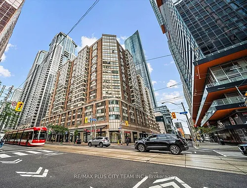 Bay St Photo 1