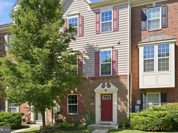 5308 Davis Point Ln, Greenbelt, MD 20770