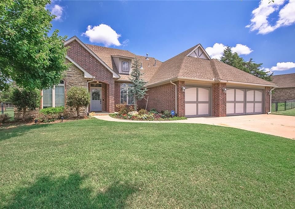 1st image of 2101 Verona Cir