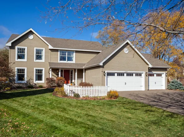 3365 Olive Ln N, Plymouth, MN 55447